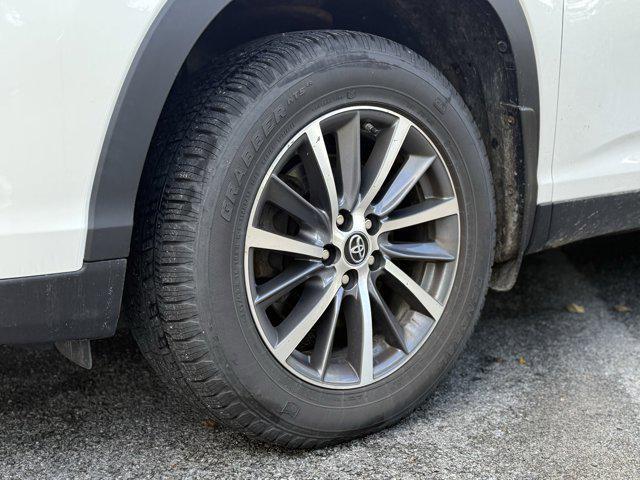 used 2019 Toyota Highlander car, priced at $27,963