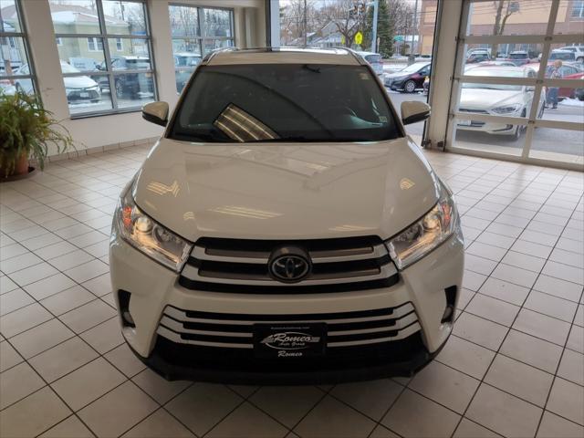 used 2019 Toyota Highlander car, priced at $26,000