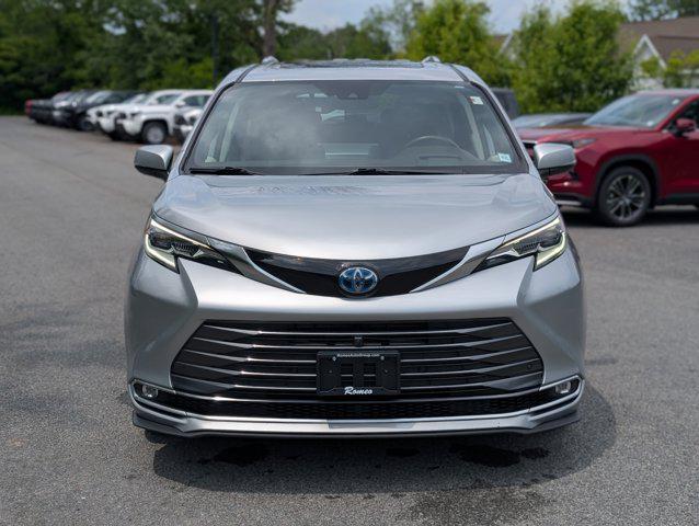used 2022 Toyota Sienna car, priced at $39,000