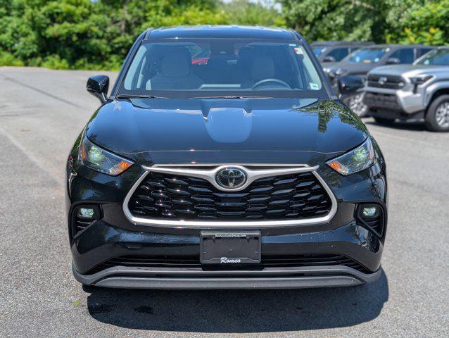 used 2023 Toyota Highlander car, priced at $35,997