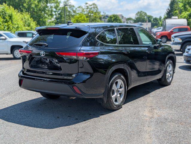 used 2023 Toyota Highlander car, priced at $35,997