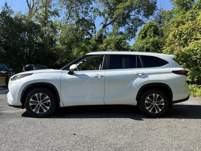 used 2023 Toyota Highlander car, priced at $35,933