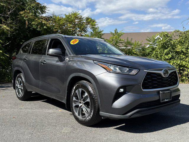 used 2020 Toyota Highlander car, priced at $28,986