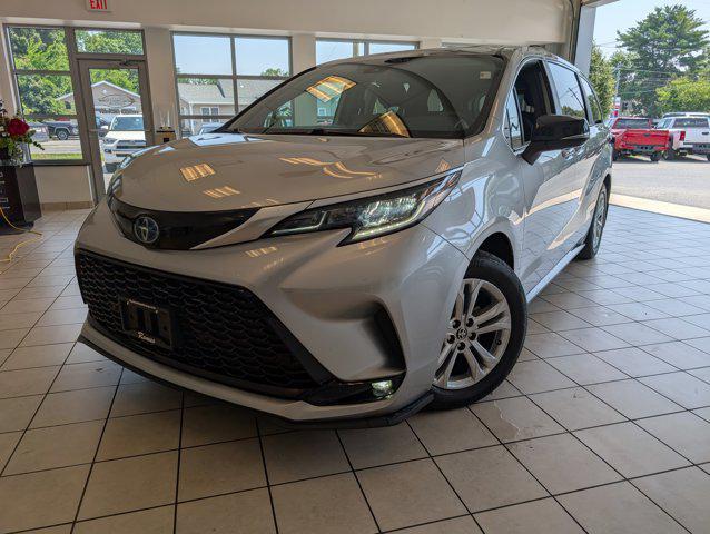 used 2023 Toyota Sienna car, priced at $46,469