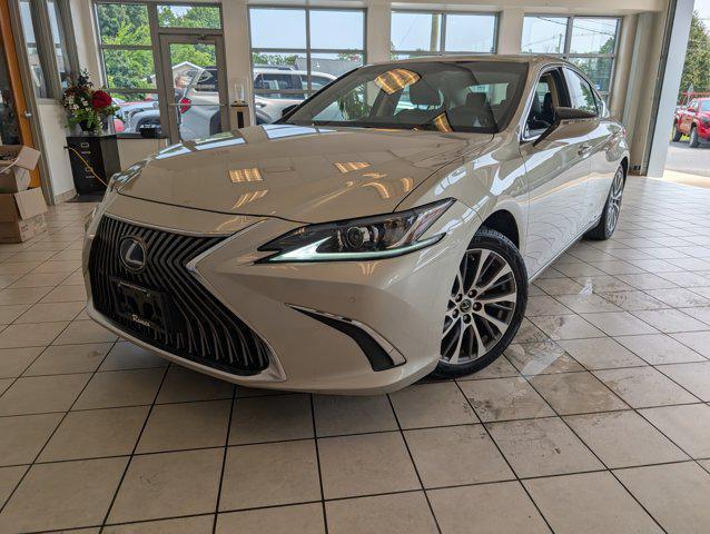 used 2021 Lexus ES 300h car, priced at $33,505