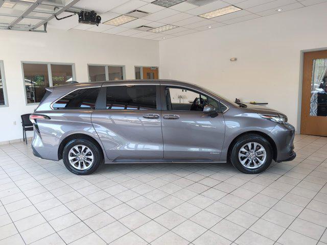 used 2021 Toyota Sienna car, priced at $33,600
