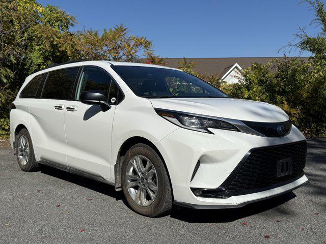 used 2022 Toyota Sienna car, priced at $37,507