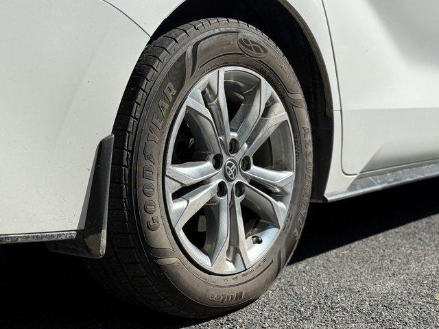 used 2022 Toyota Sienna car, priced at $37,507