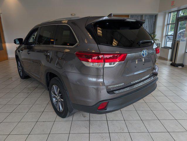 used 2019 Toyota Highlander Hybrid car, priced at $35,000