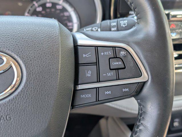 used 2022 Toyota Highlander Hybrid car, priced at $35,590
