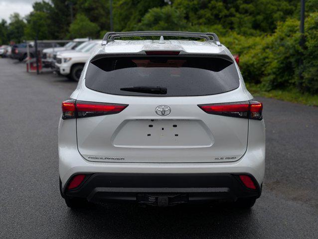used 2022 Toyota Highlander car, priced at $33,992