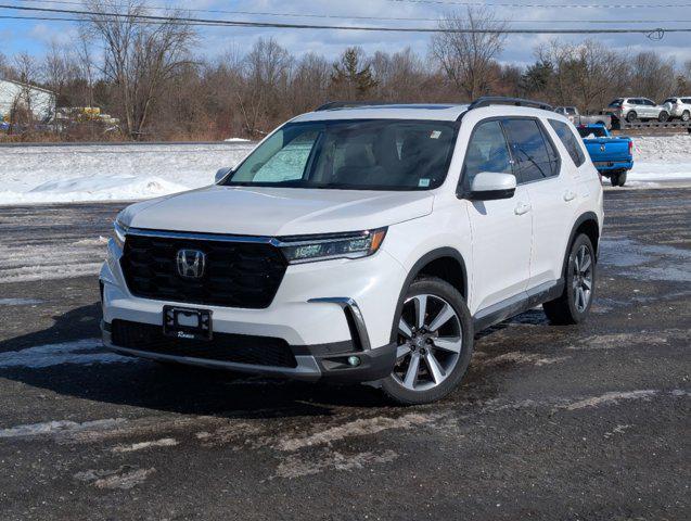 used 2023 Honda Pilot car, priced at $40,995