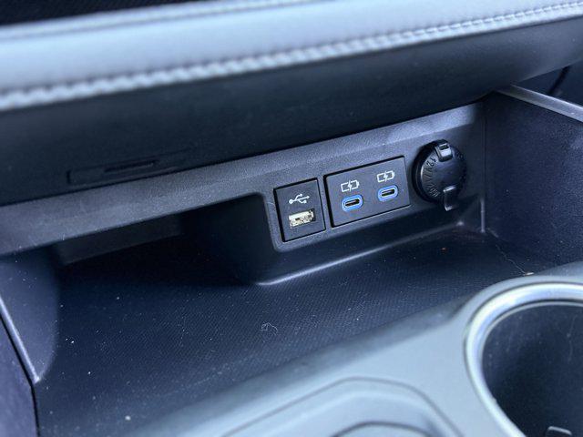 used 2022 Toyota Highlander car, priced at $35,500