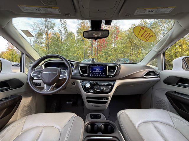 used 2017 Chrysler Pacifica car, priced at $12,958