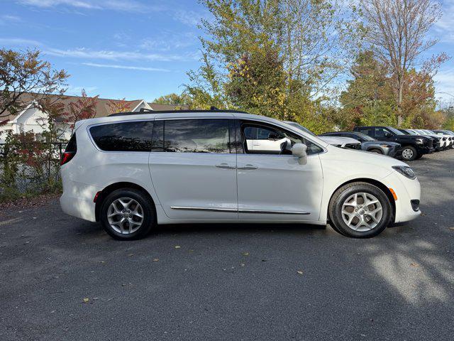 used 2017 Chrysler Pacifica car, priced at $12,958