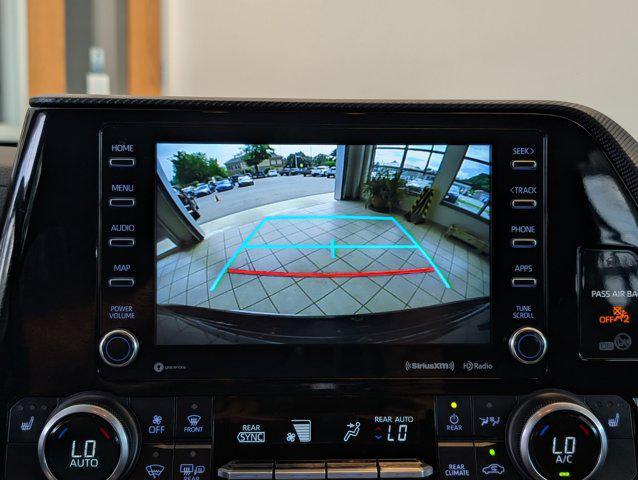 used 2022 Toyota Highlander car, priced at $41,299