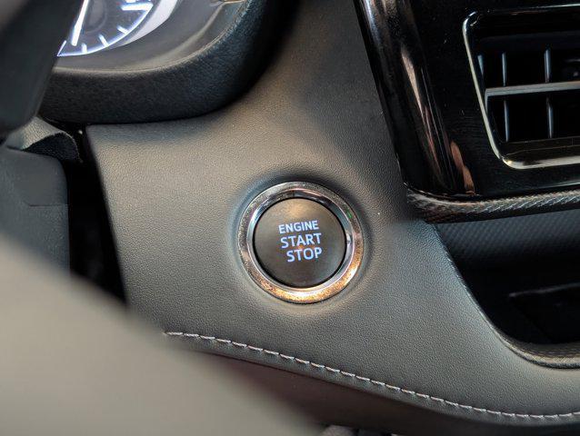 used 2022 Toyota Highlander car, priced at $41,299