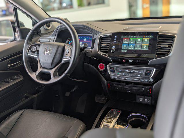 used 2022 Honda Pilot car, priced at $31,532
