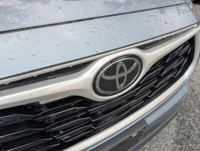 used 2023 Toyota Highlander car, priced at $40,374