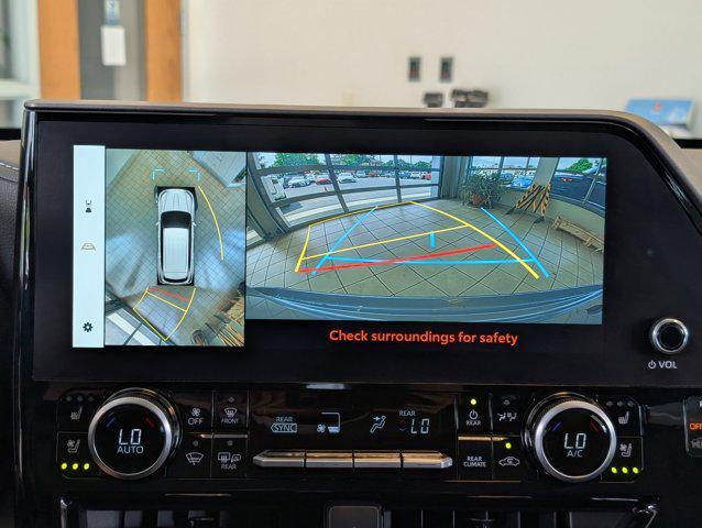 used 2024 Toyota Highlander Hybrid car, priced at $52,922