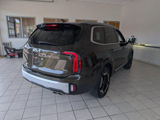 used 2024 Kia Telluride car, priced at $40,979