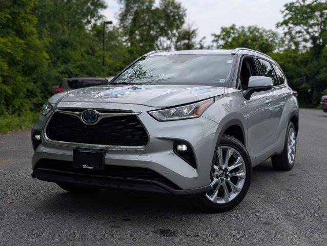used 2023 Toyota Highlander Hybrid car, priced at $44,557