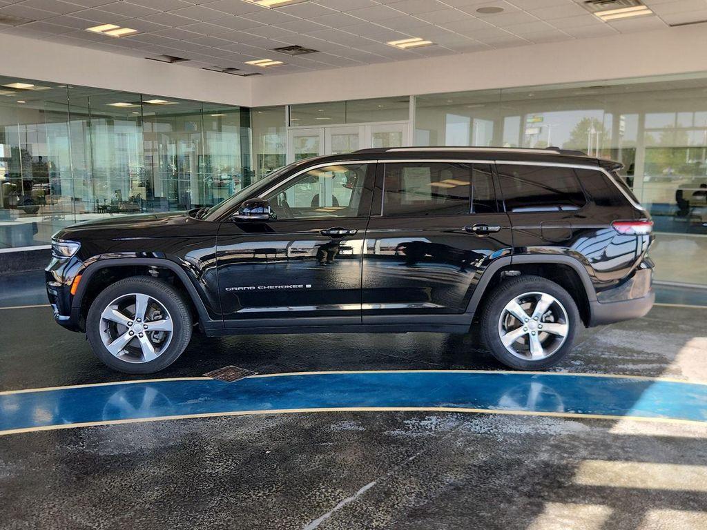 used 2021 Jeep Grand Cherokee L car, priced at $28,862
