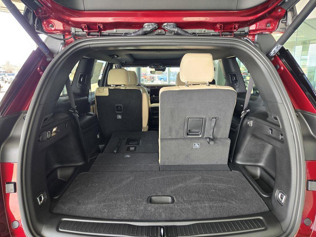 new 2025 Jeep Grand Cherokee L car, priced at $42,399