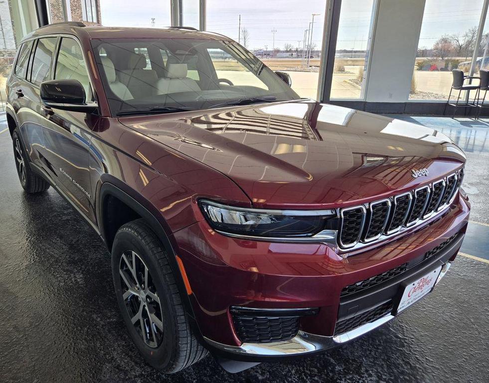 new 2025 Jeep Grand Cherokee L car, priced at $42,399