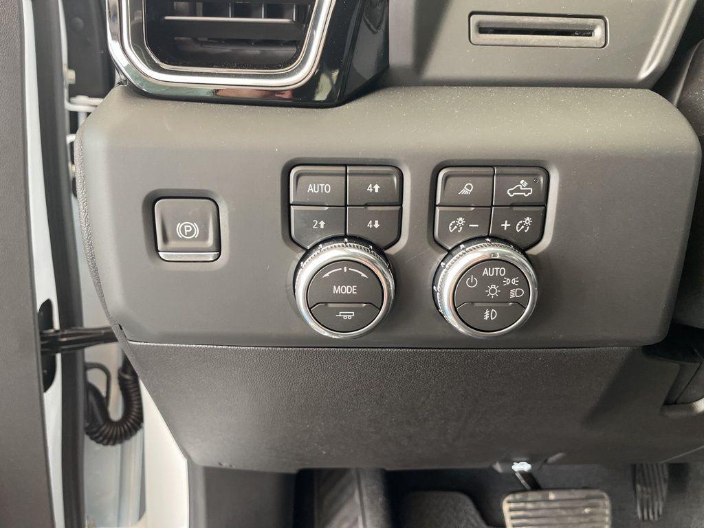 new 2026 GMC Sierra 2500 car, priced at $77,630