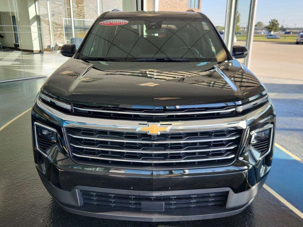 used 2025 Chevrolet Traverse car, priced at $40,999