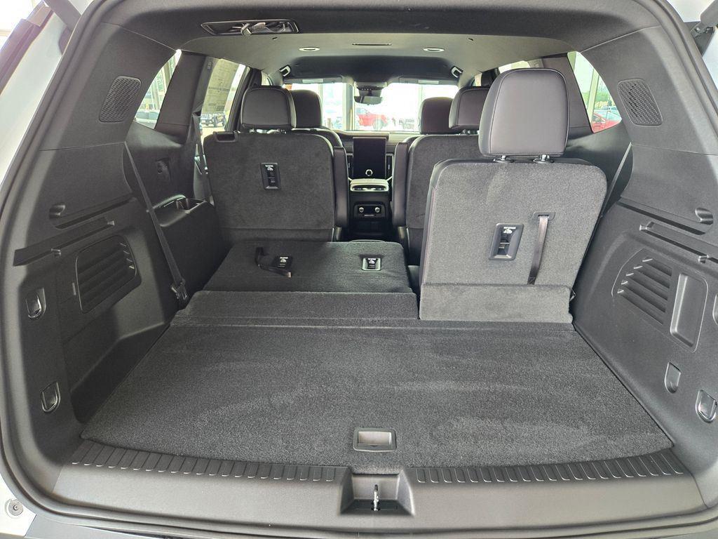 new 2026 GMC Acadia car, priced at $48,399