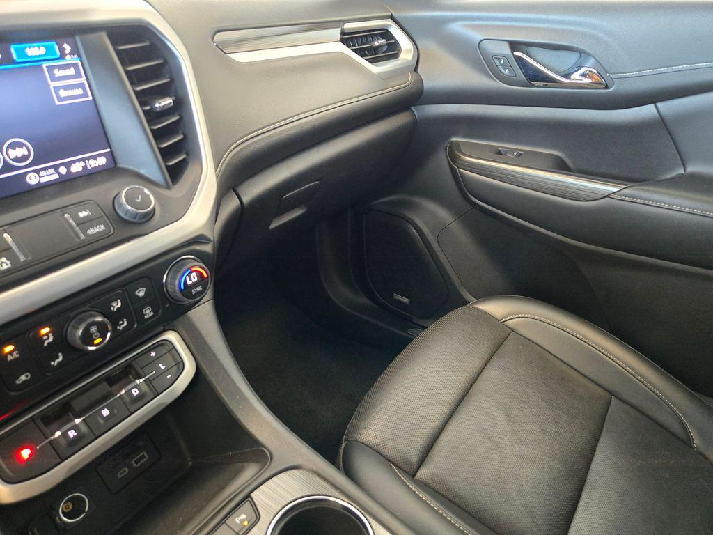 used 2023 GMC Acadia car, priced at $28,999