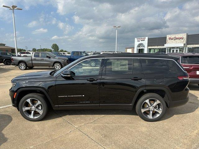 new 2024 Jeep Grand Cherokee L car, priced at $58,530