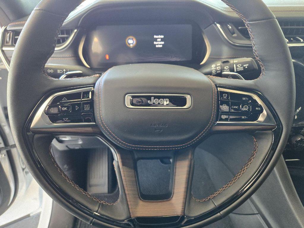 new 2025 Jeep Grand Cherokee L car, priced at $62,555