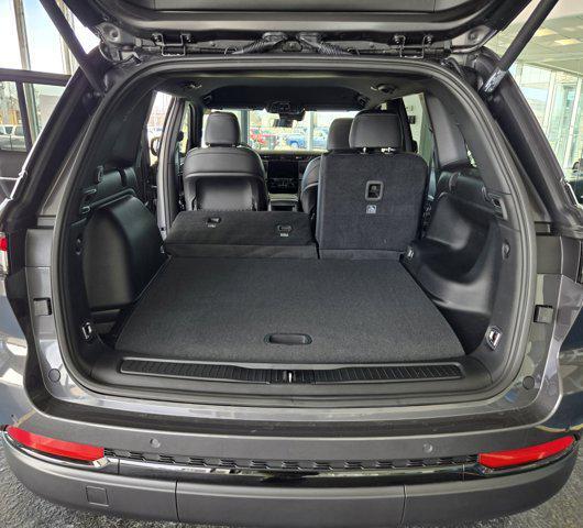 new 2025 Jeep Grand Cherokee car, priced at $50,020