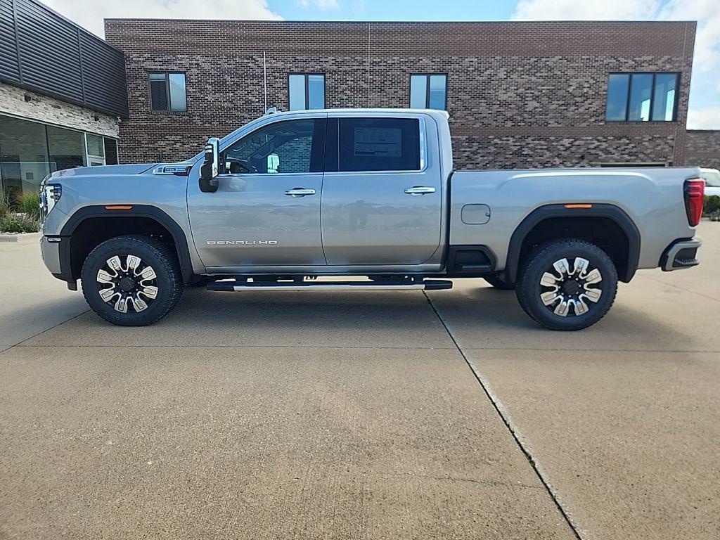 new 2025 GMC Sierra 2500 car, priced at $77,620