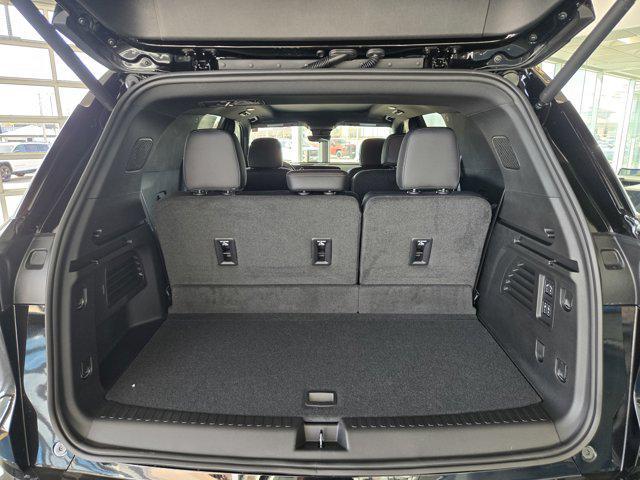 new 2025 Chevrolet Traverse car, priced at $58,695