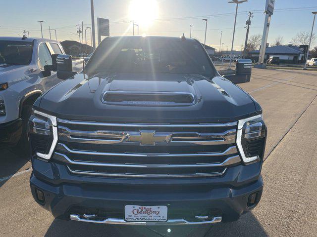 new 2025 Chevrolet Silverado 2500 car, priced at $75,255