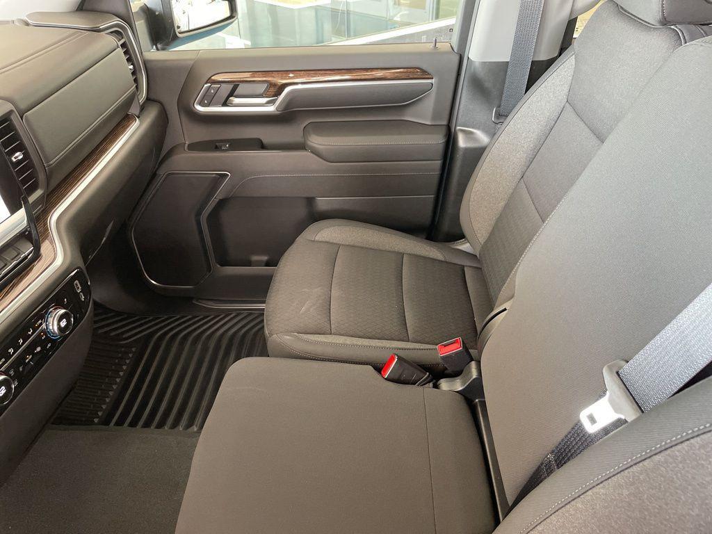 new 2026 GMC Sierra 2500 car, priced at $66,280