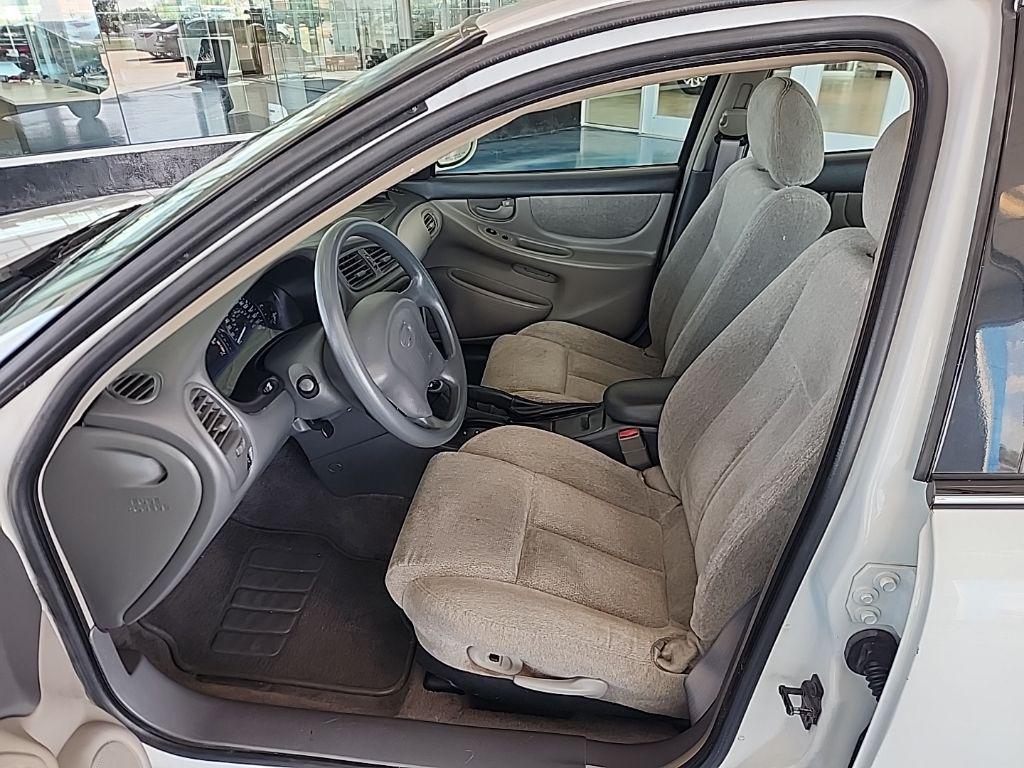used 2000 Oldsmobile Alero car, priced at $3,990