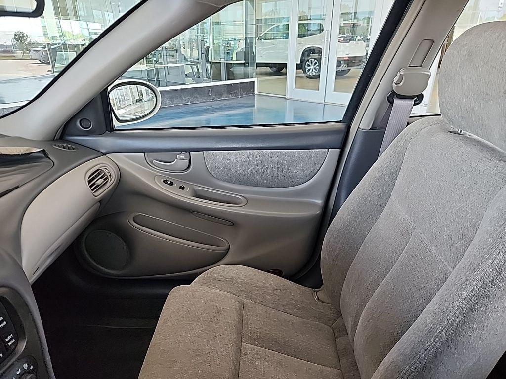 used 2000 Oldsmobile Alero car, priced at $3,990