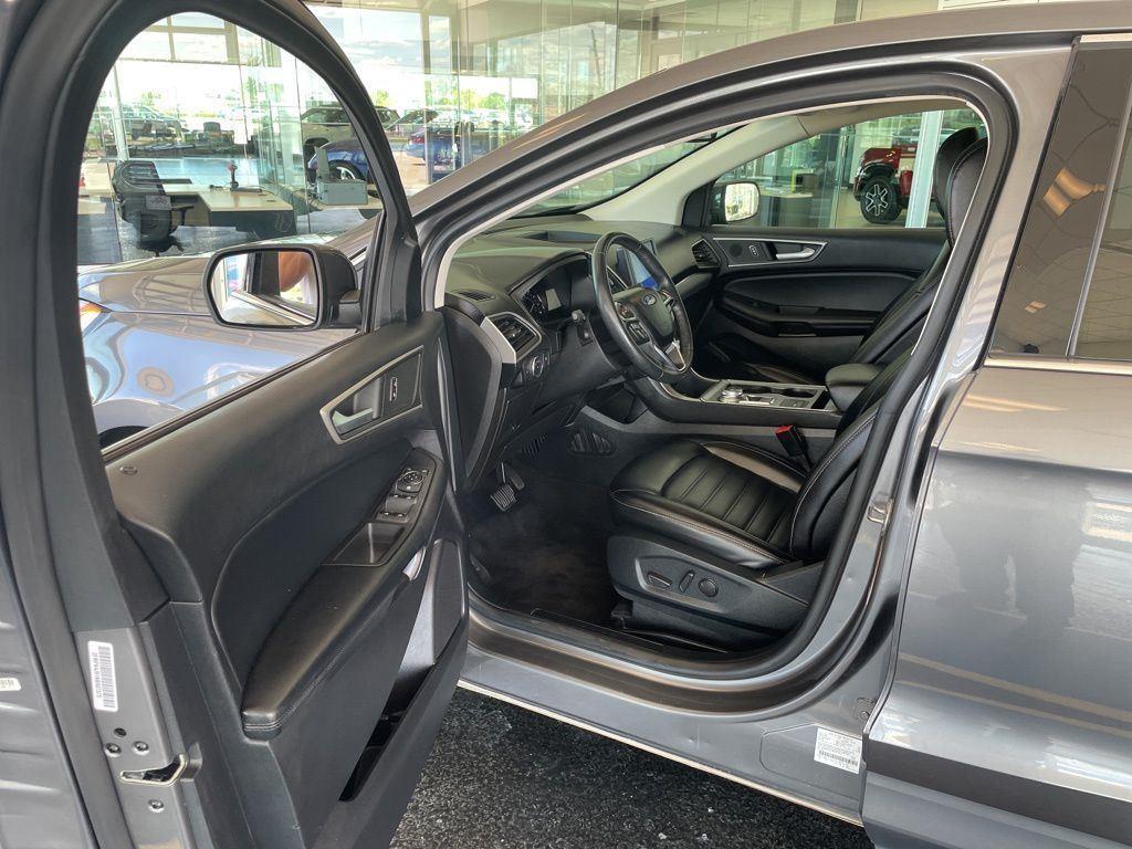 used 2022 Ford Edge car, priced at $21,890