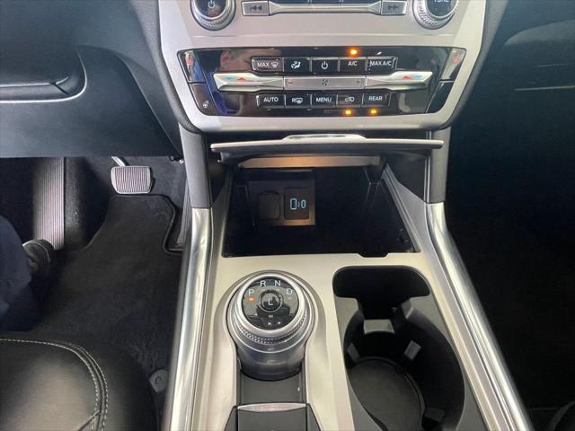 used 2022 Ford Explorer car