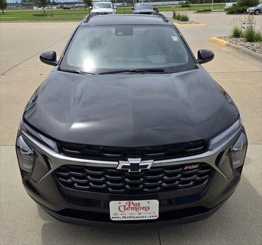 new 2025 Chevrolet Trax car, priced at $26,690