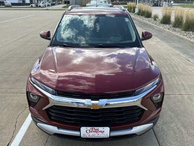 new 2025 Chevrolet TrailBlazer car, priced at $28,585