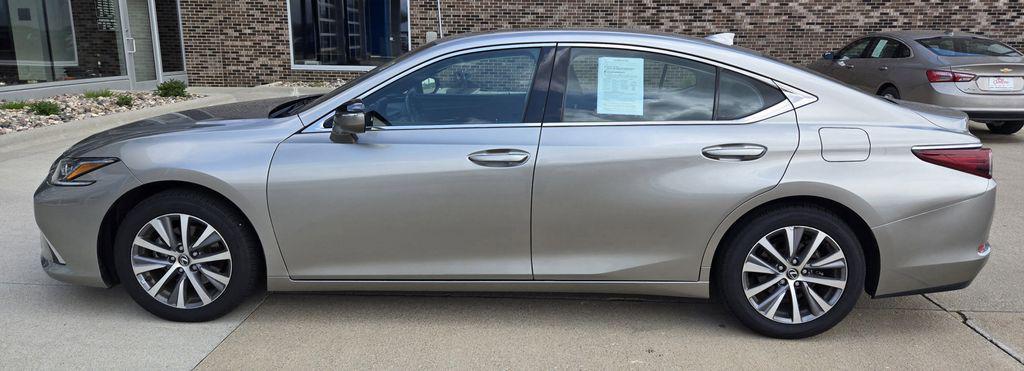 used 2021 Lexus ES 350 car, priced at $31,599