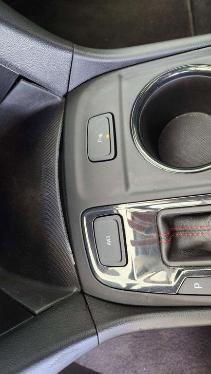 used 2022 Chevrolet Equinox car, priced at $24,964