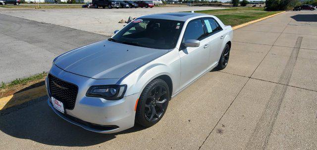 used 2022 Chrysler 300 car, priced at $28,999