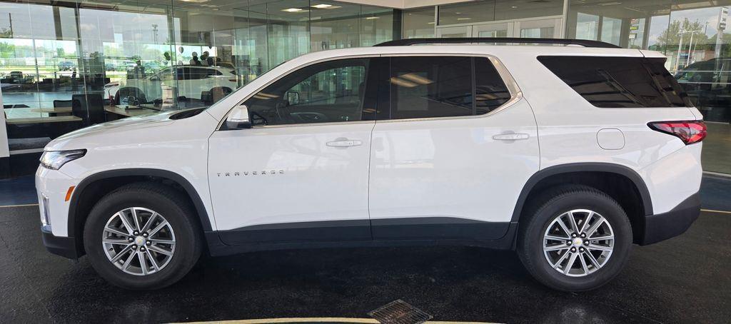 used 2023 Chevrolet Traverse car, priced at $27,999